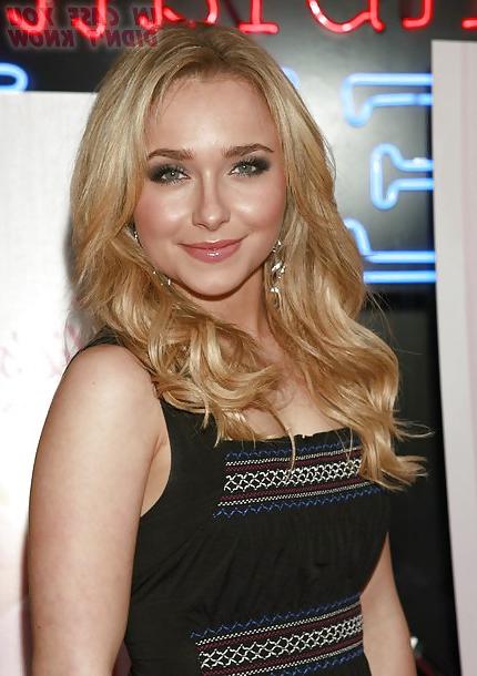 25P Hayden Panettiere mega collection 5
