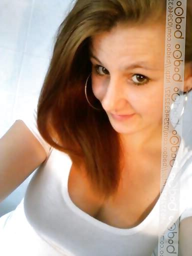 8P German Girl