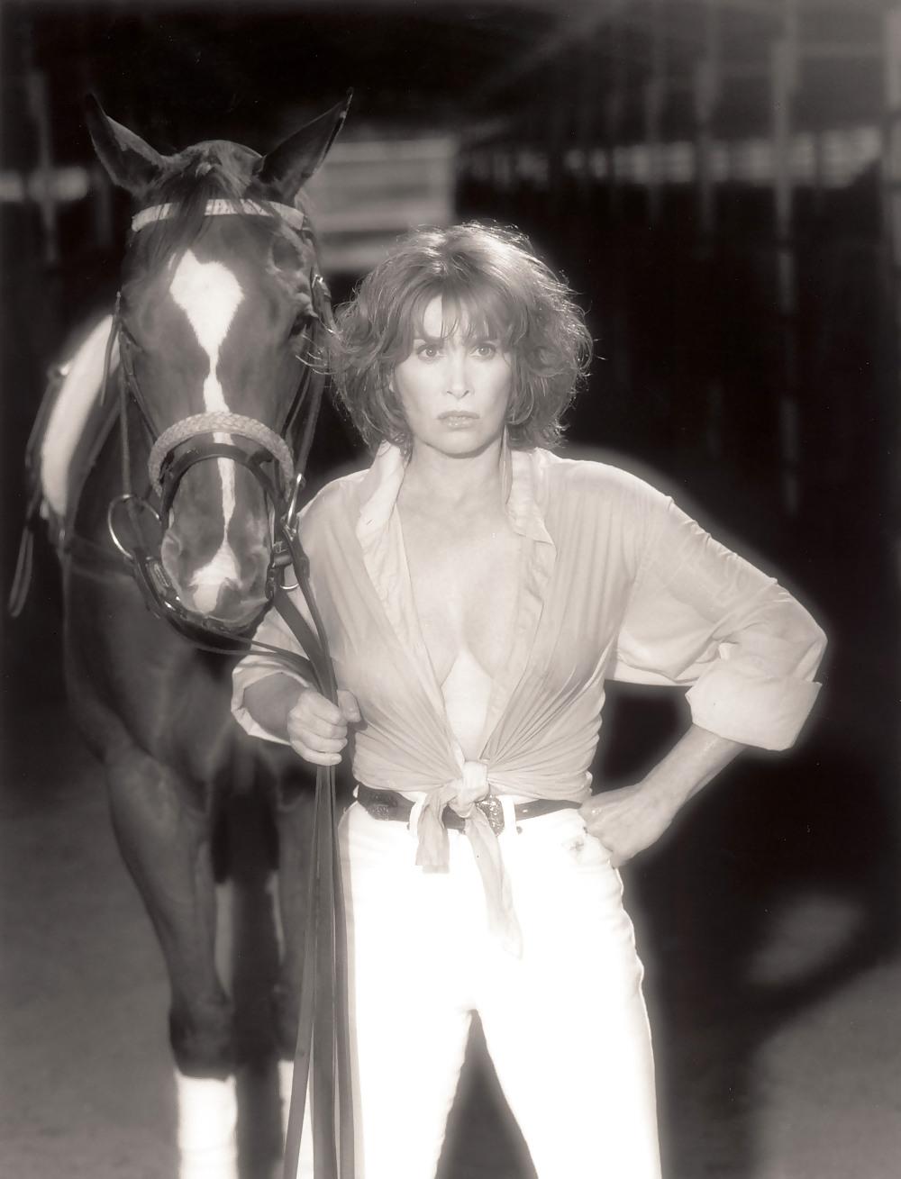 25P Stefanie Powers