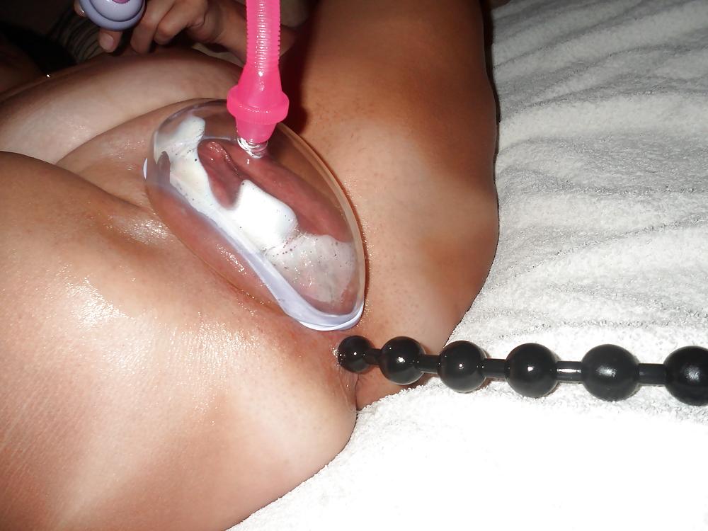 22P Anal beads n pussy pump