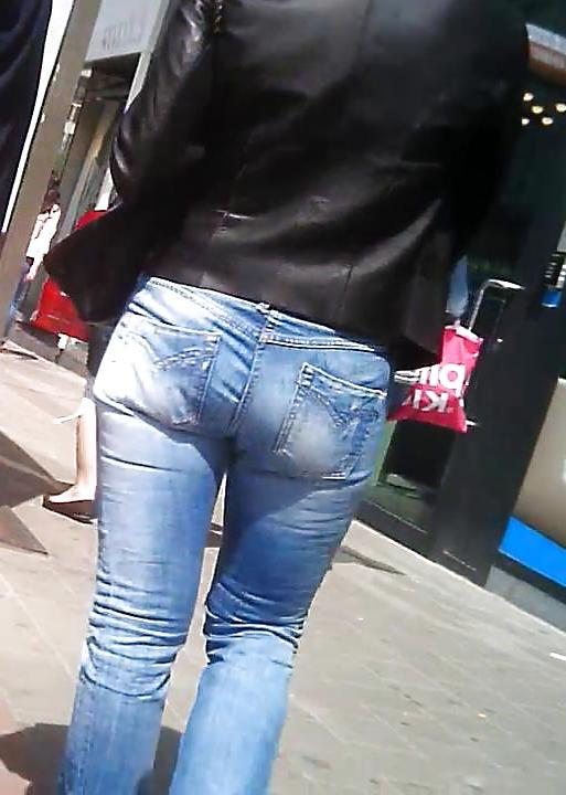 20P European Booty in Jeans