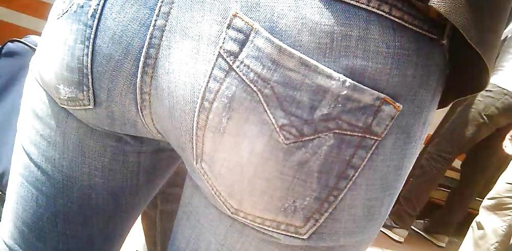 20P European Booty in Jeans