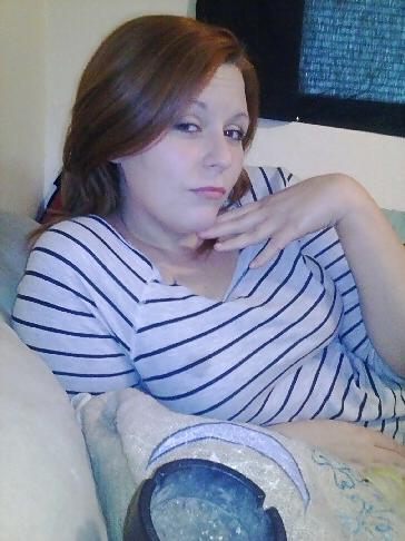 12P Sexy Pierced MILF