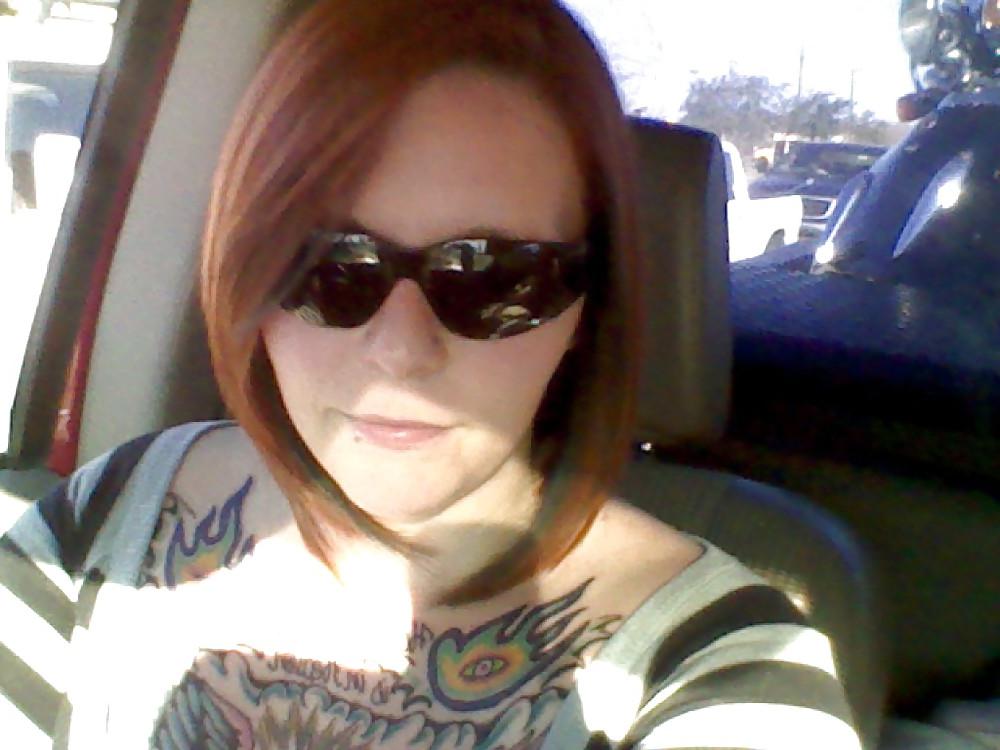 12P Sexy Pierced MILF