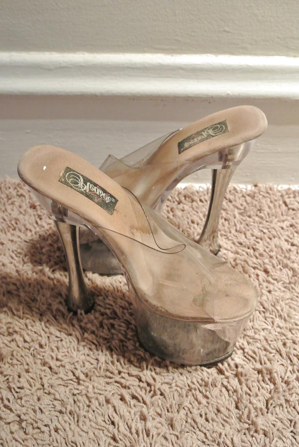 12P Adrianna Well Worn Stripper Heels