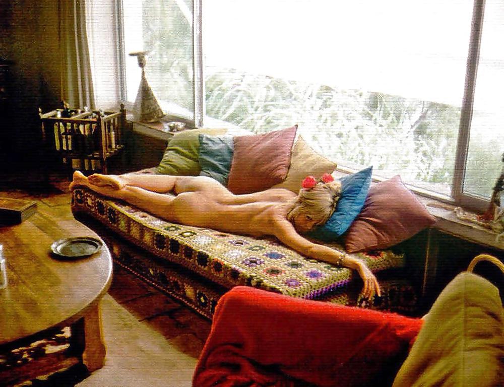 25P More Pics of Brigitte Bardot's Ass