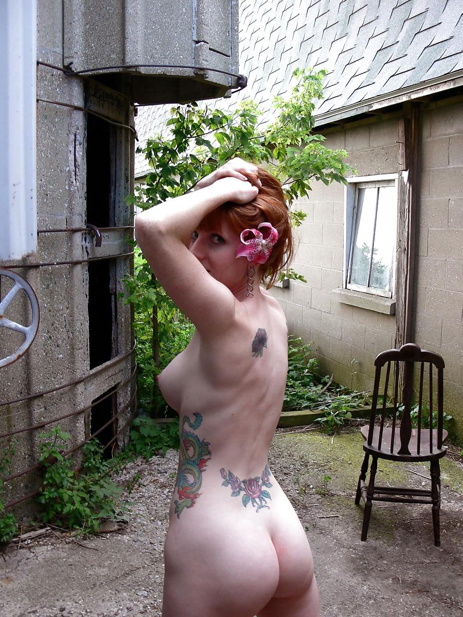 25P Redhead, pierced and tats- grrrr