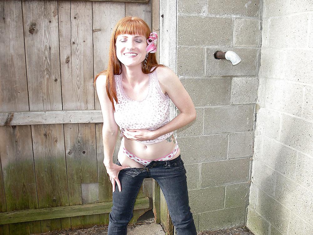 25P Redhead, pierced and tats- grrrr
