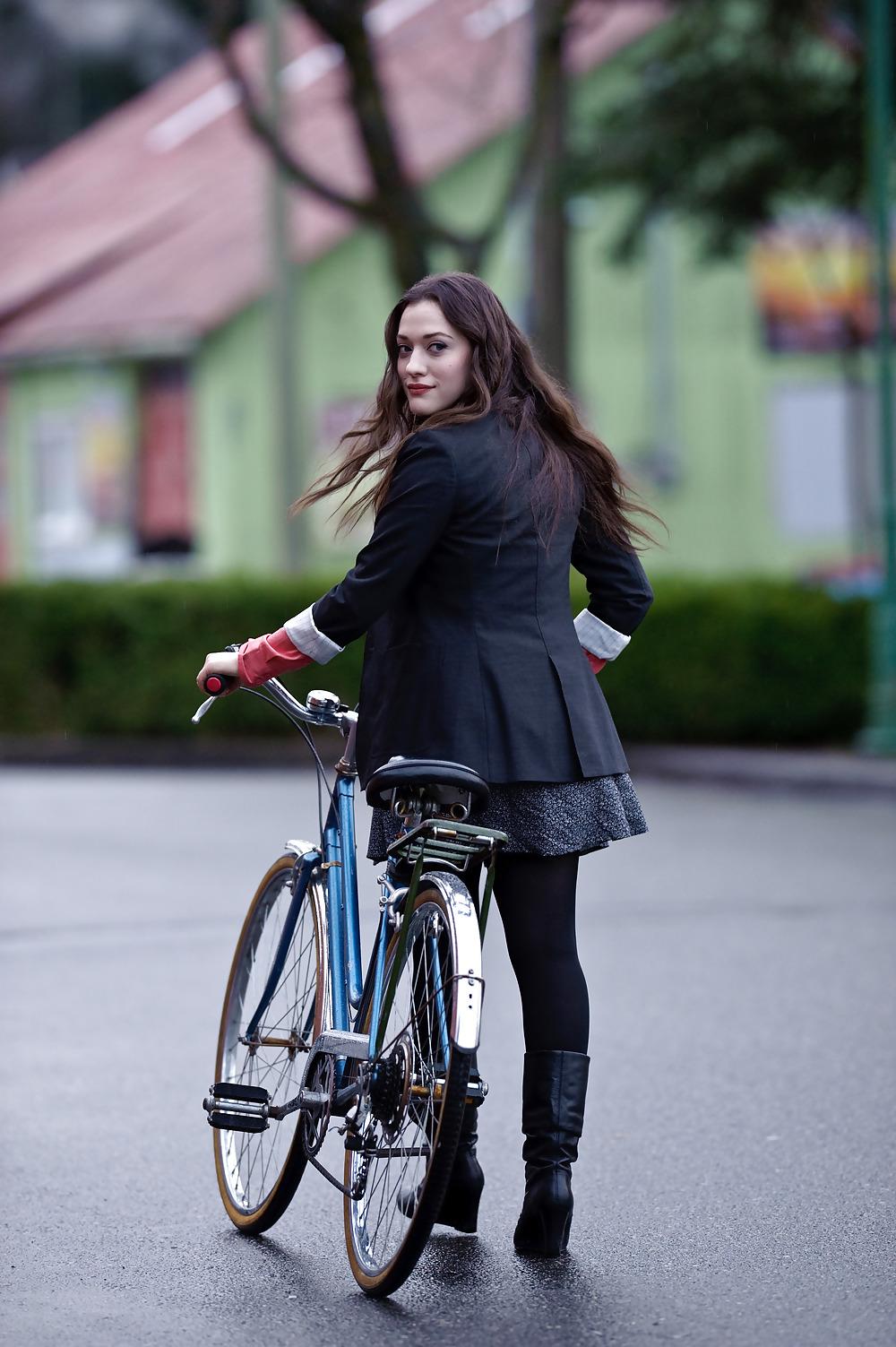 25P Kat Dennings mega collection 