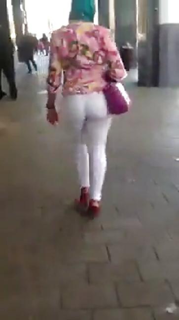 16P Big Arab booty 