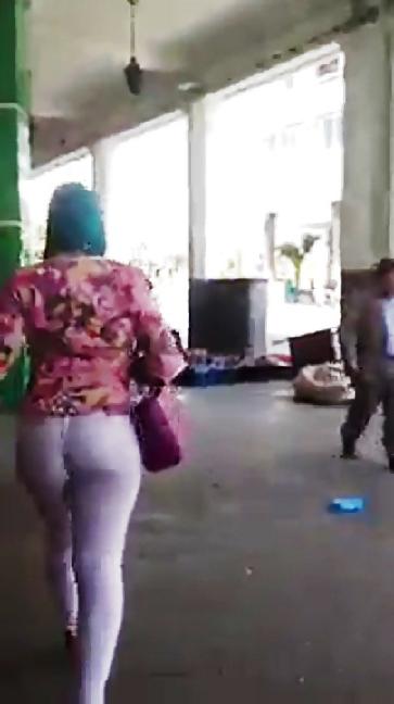 16P Big Arab booty 
