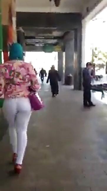 16P Big Arab booty 