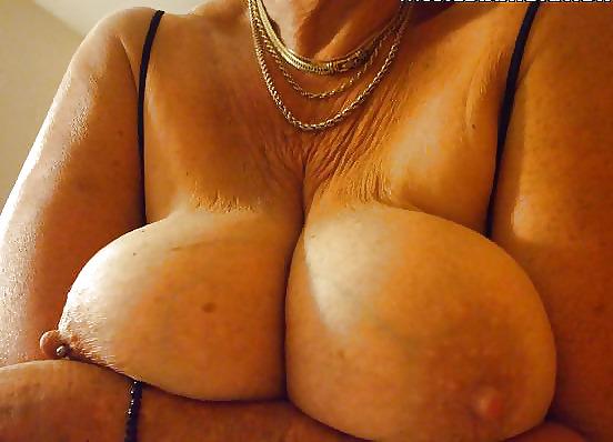 24P Granny mature tits to cum on