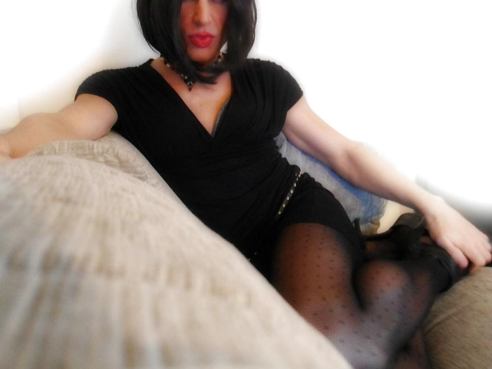 10P Sexy crossdresser posing