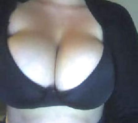 7P Webcam, Big Boobs...comments please
