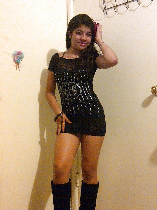 21P Sweet teen babes