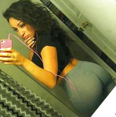 21P Sweet teen babes