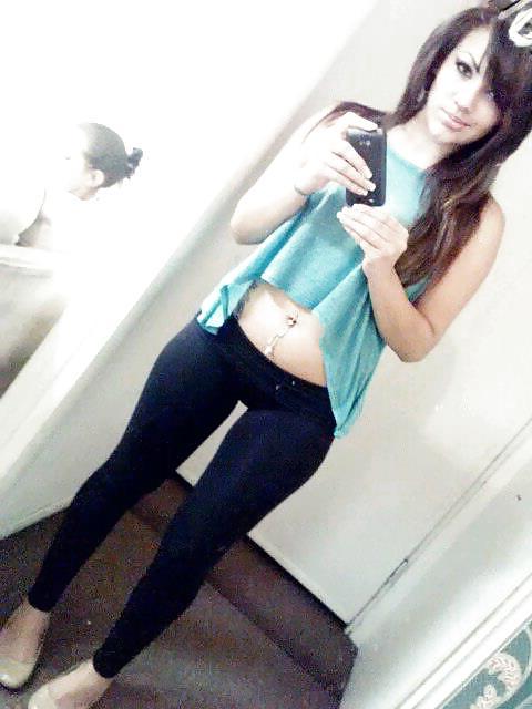21P Sweet teen babes