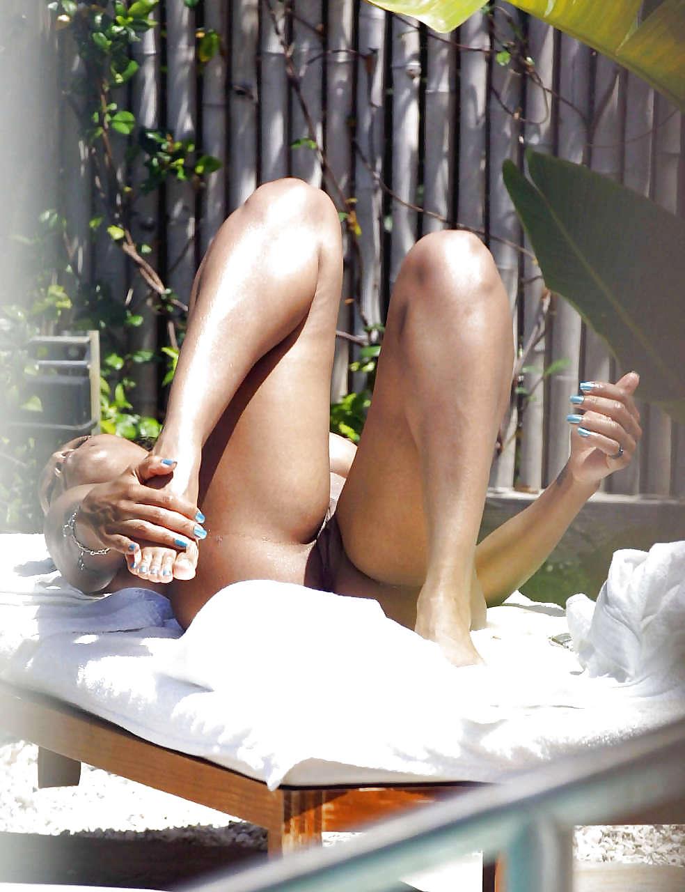 25P Celeb nudity vol IX
