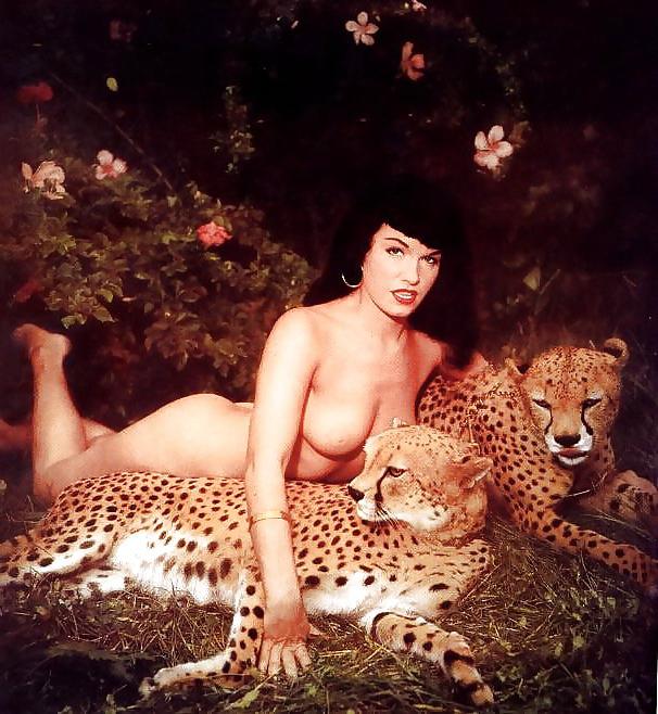 25P Bettie Page