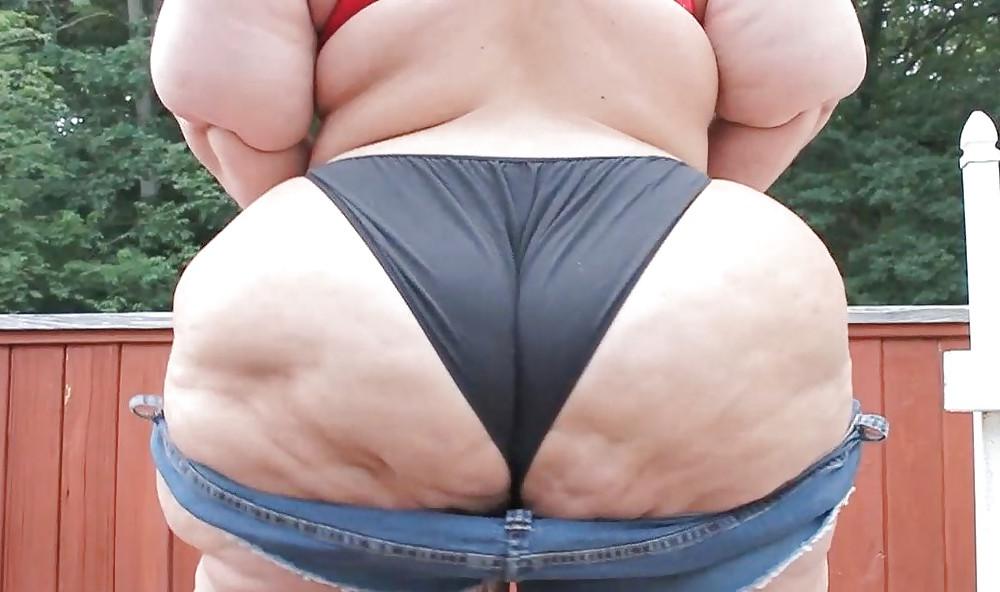 9P Big Big Booty