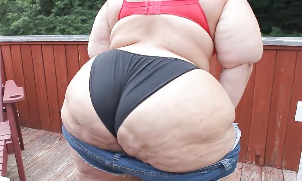9P Big Big Booty