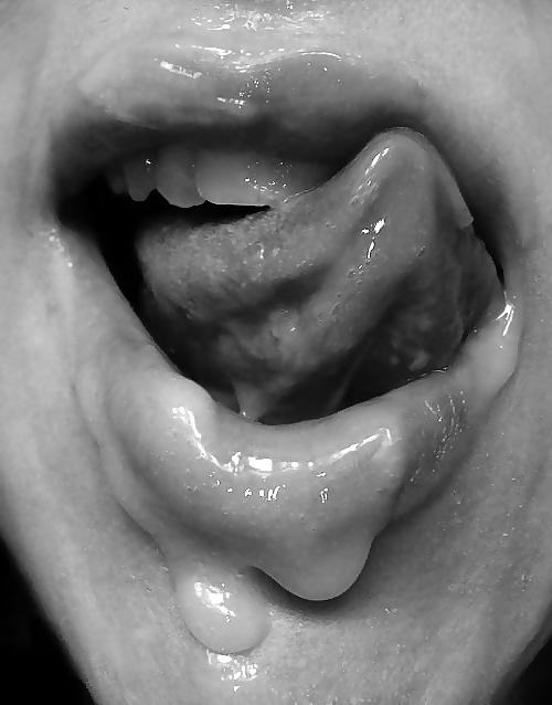 25P Erotic cum pictures