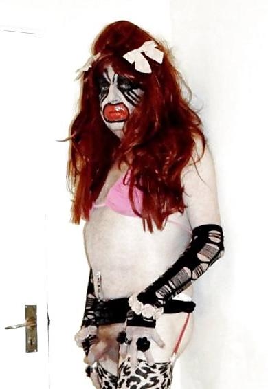 10P Redhead erotic slag