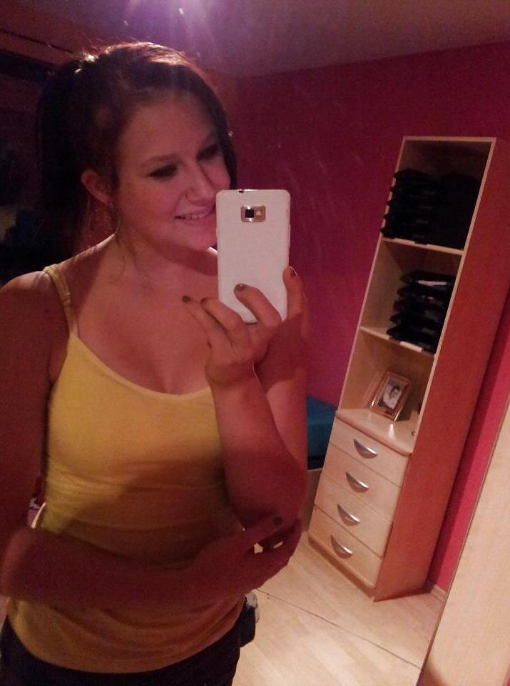 25P German Girl 13