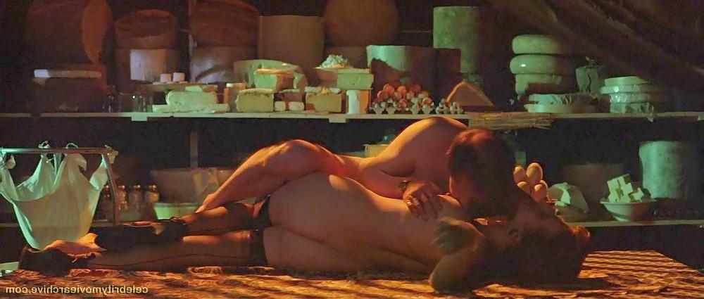 25P Helen Mirren Ultimate Nude Collection
