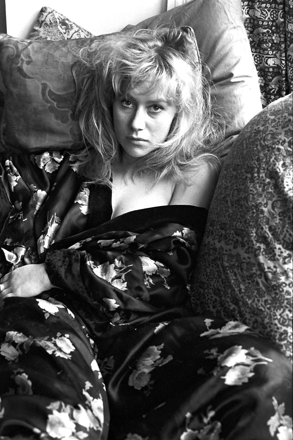 25P Helen Mirren Ultimate Nude Collection