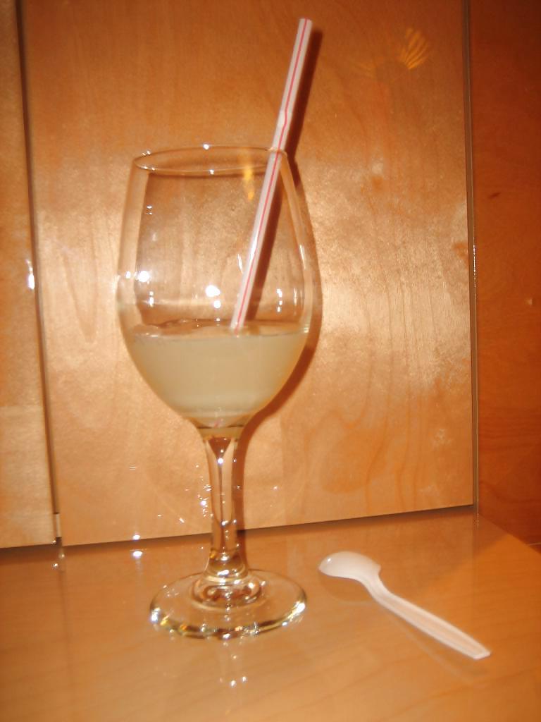 25P Frozen - Thaw Cum Drinking