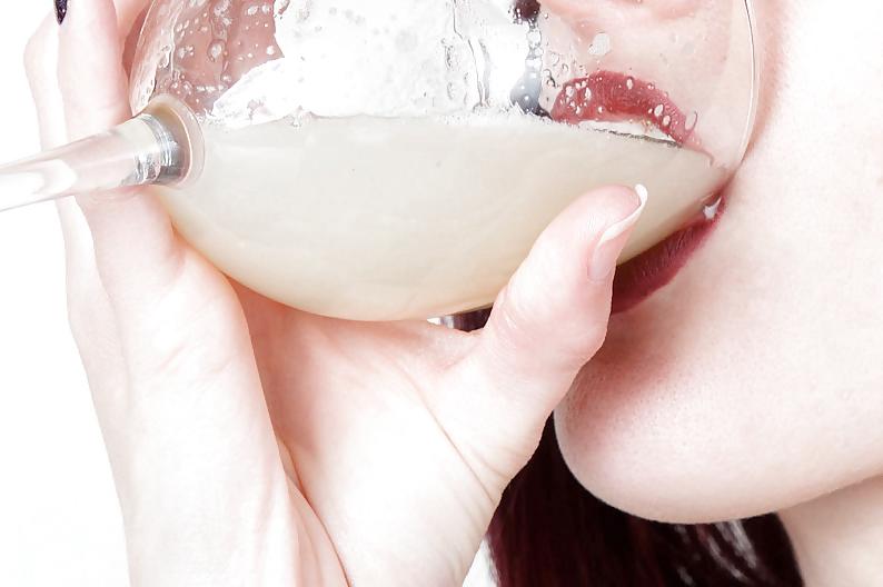 25P Frozen - Thaw Cum Drinking