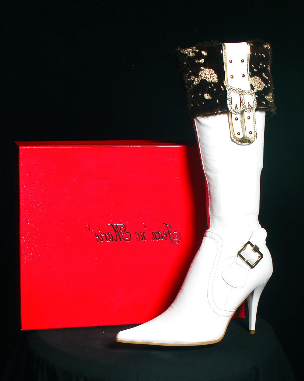 9P Boots