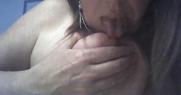 22P A sexy friends big boobs 2