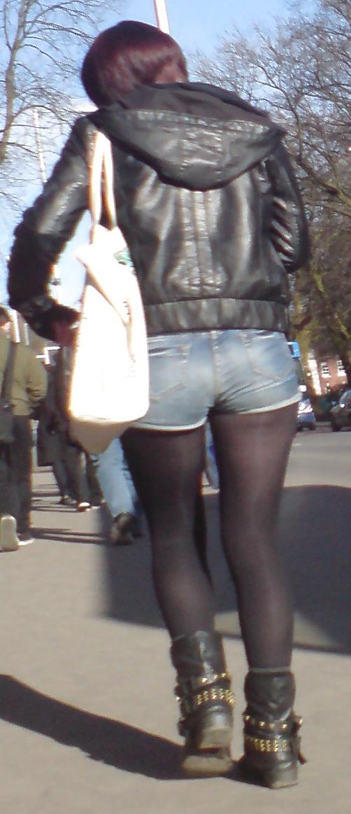 12P Asses in the street!