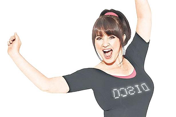 15P Coleen Nolan Big Boobs