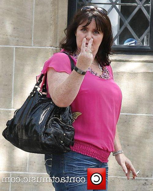 15P Coleen Nolan Big Boobs