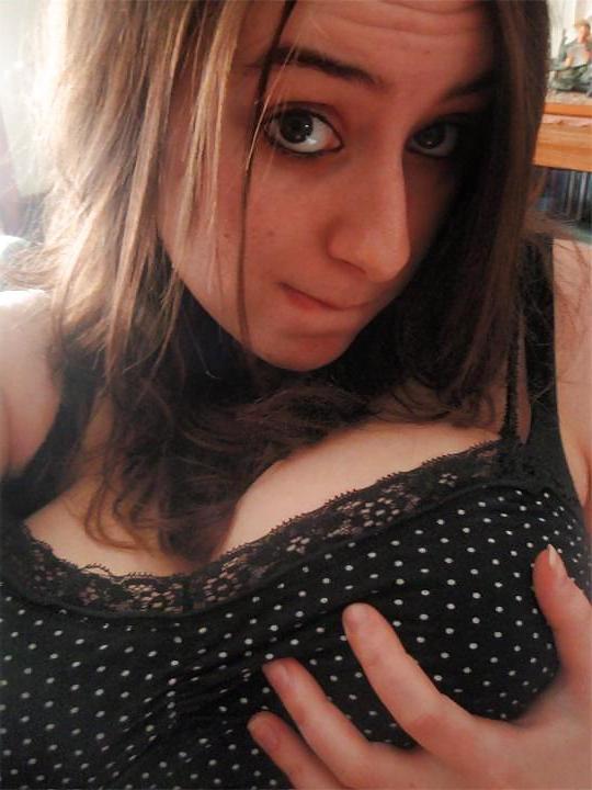 11P Big boobs
