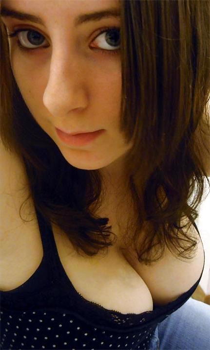11P Big boobs