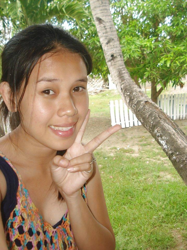 7P Pinay virginal slut named Meg