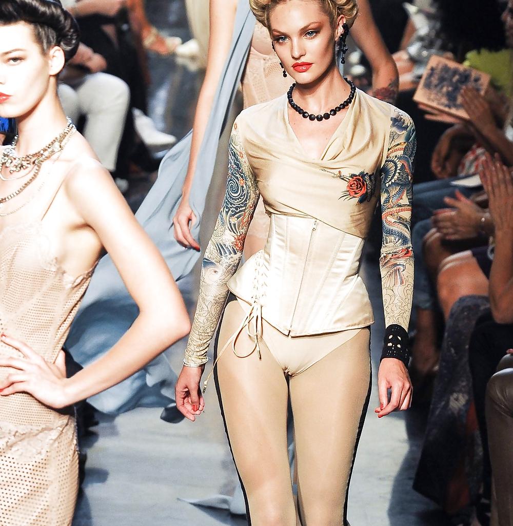 25P Celebrities #rec NudePussy Upskirts Booty Camel HQG7