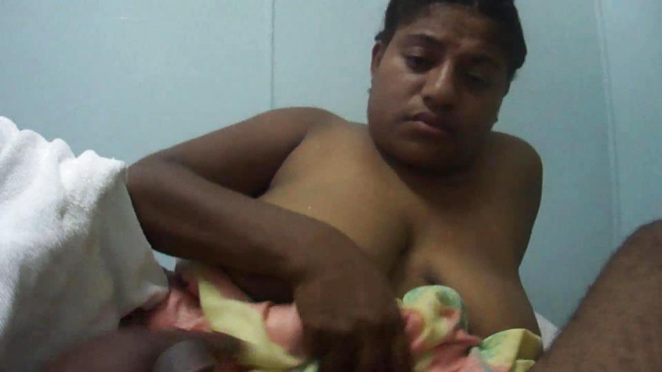 17P PNG sexy mom