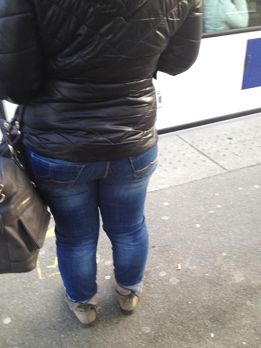 8P Ass street shoot 3