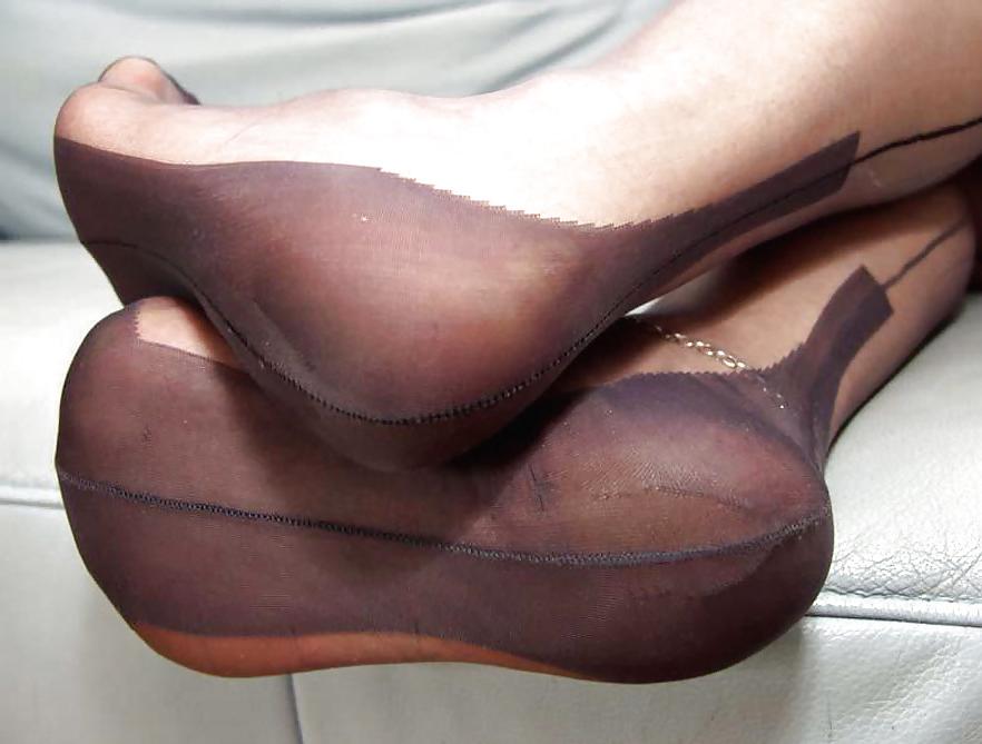 5P My wife's FF stockings