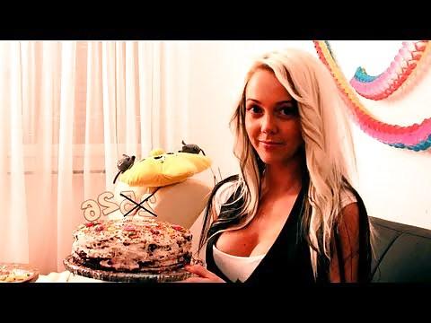 16P Sexy Julia - German Youtuber