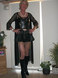 25P Crossdresser
