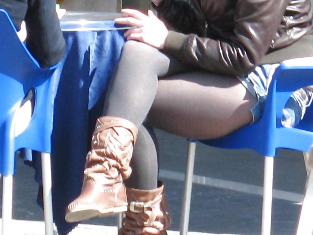 10P Pantyhose street