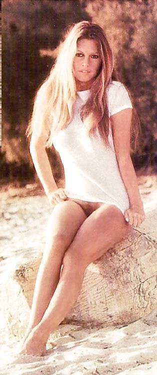 25P Brigitte Bardot  N15