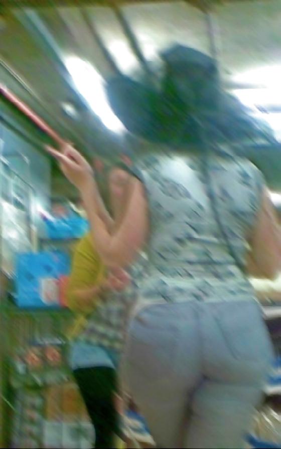 17P Teen with big ass and curves